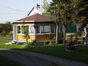 Gîte des P'tites Madames Bed and Breakfast